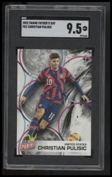 2022 Panini Father's Day #FD2 Christian Pulisic Father's Day SGC 9.5