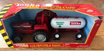 New In Box Tonka Farm Red Tractor & Anhydrous Ammonia Wagon