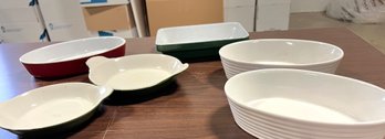 Lot Of Mixed Vintage Kitchen Bake Ware Pieces Including Stoneware Includes 2 Emile Henry Pieces And Hall