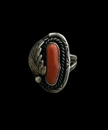 Vintage Unsigned Sterling Silver Elongated Native American Coral Ring 7.1 Grams Size 7.75