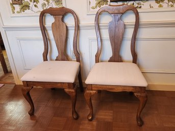 Good Solid Pair Of Mahogany Queen Amne Style Fiddleback Side Chairs.