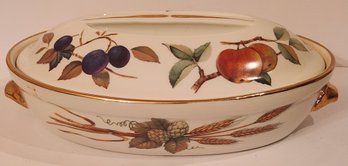 Royal  Worchester Covered Casserole Dish