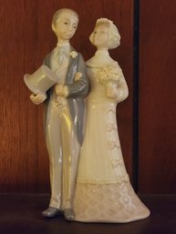 Llardro Bride And Groom Figurine