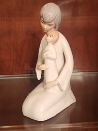 Raimond Porcelain Figurine Of Mother And Daughter