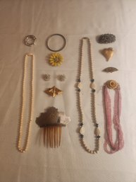 12 Piece Costume Jewelry Lot