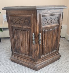 Ethan Allen Hexagonal Oak Cabinet And Table