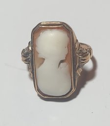 Antique 10 Karat Gold Cameo Ring Size 6 1/2