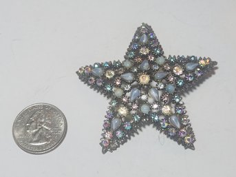 Rhinestone Star Brooch