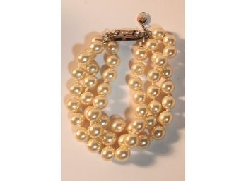 Franklin Mint Jacqueline Kennedy Triple Strand Seven Inch Pearl Bracelet