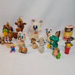 Vintage Lot Of Small Toys And Figures