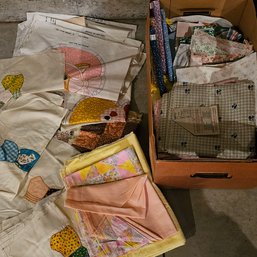 Vintage Sewing Material Lot
