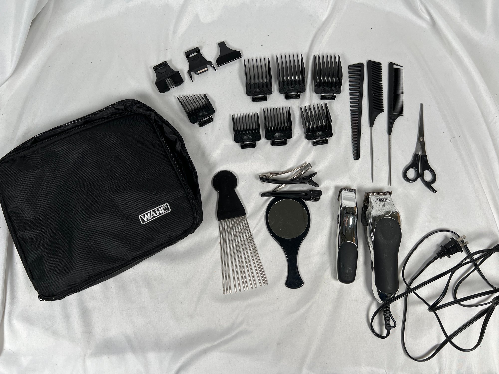 Wahl Haircutting And TouchUp Kit 6016