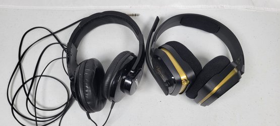 Lot Of Two Headphones Shure SRH-240A, Astro Gaming