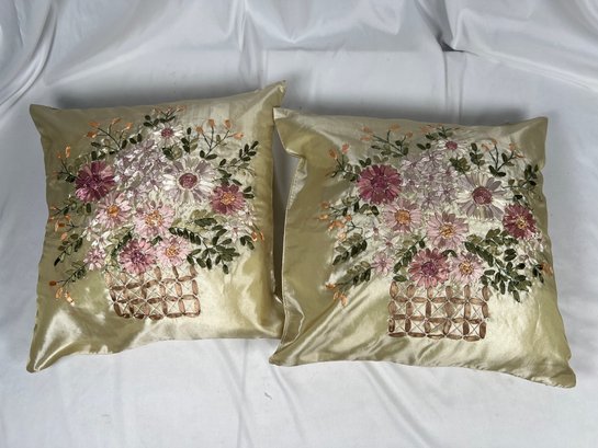 Throw Pillow Cower Decorative Ribbon Embroidery Flowers Color Beige 16'x16'