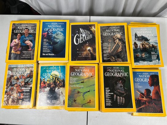 Lot Of 77 National Geographic Magazins 80th-90th