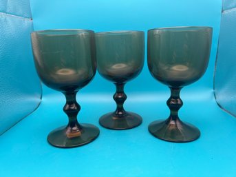 Vintage Smoke Color Drinking Glasses With Stem Footed Set Of 3 Made In Italy
