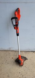 Black And Decker NST2118 Cordless String Trimmer Weedeater Tool Only