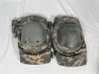 Bijans U.S. Military Knee Pads Size M