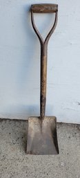 True Temper 2, Railroad Weight NKP Coal Shovel