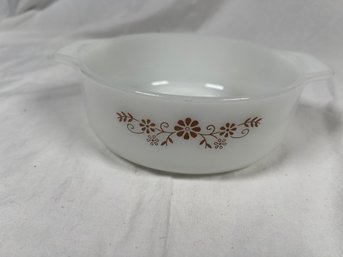 Vintage Pyr-O-Rey Dynaware Brown Daisy White Glass Round Casserole Dish