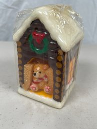 Vintage Jasco Christmas Snowy Holiday Shelter Candle Bear In The House