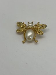 Vintage Gold Tone Faux Pearls Bumble Bee Brooch