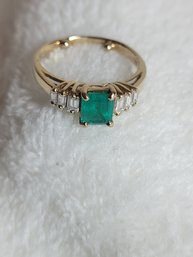 14k Gold Ring With Emerald And Diamonds