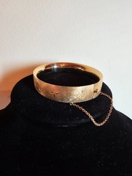 14k Gold Bangle Bracelet