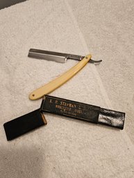 Antique Razor