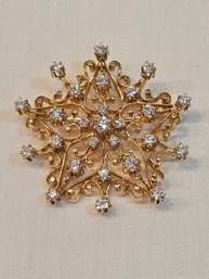 14k Gold Snowflake Brooch With 26 Diamonds