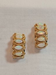 18k Gold With Opals Earrings