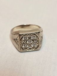 14k White Gold Ring With 14 Diamonds