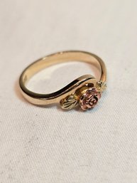 10k Gold Flower Ring