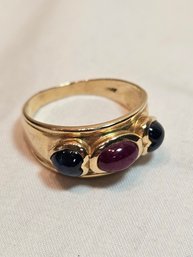 14k Gold Ring With Cabuchon Ruby And Sapphires