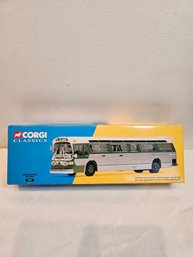 Corgi Classics Gm5303 Bus In Box