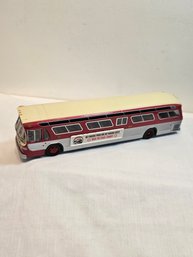 Corgi Gm Coach Red Bus