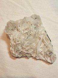 Raw White Calcite