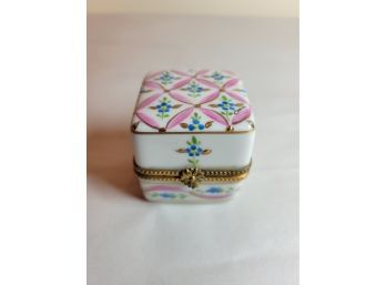 Limoges Trinket Box 10 Signed