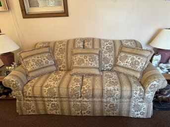 Decor-Rest Couch