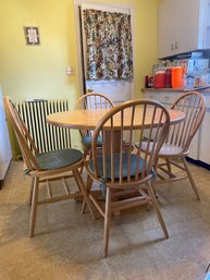 Round Oak Table & Four Chairs