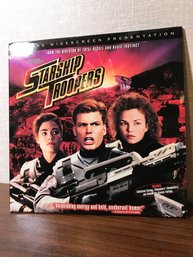 Laser Disc - Star Ship Troopers - Deluxe Widescreen