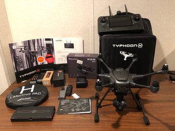 Yuneec Typhoon H Pro - 4k Drone - Extras