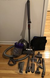 Dyson D39 Vacuum With Extras