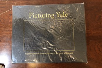 Picturing Yale - Photographs Of The University - New
