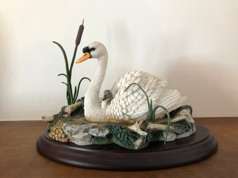 Lenox Swan Sculpture - Motherly Love