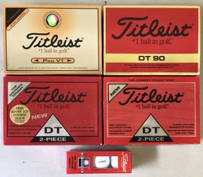T12 - #1 - 51pc Titleist Golf Balls