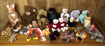 Lot 4 - 24pc TY Beanie Babies/ Doll Lot