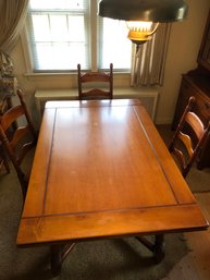 Scandia Maple Dining Room Table W/6 Chairs