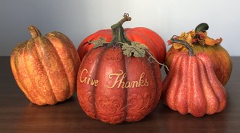 Bx 32 - #1 - 5pc Pumpkin Decorations - Give Thanks