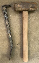 Craftsman Prybar & Amco Sledgehammer